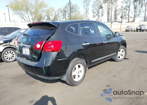 2013 Nissan Rogue S z USA, uszkodzony, nr VIN JN8AS5MT5DW031641